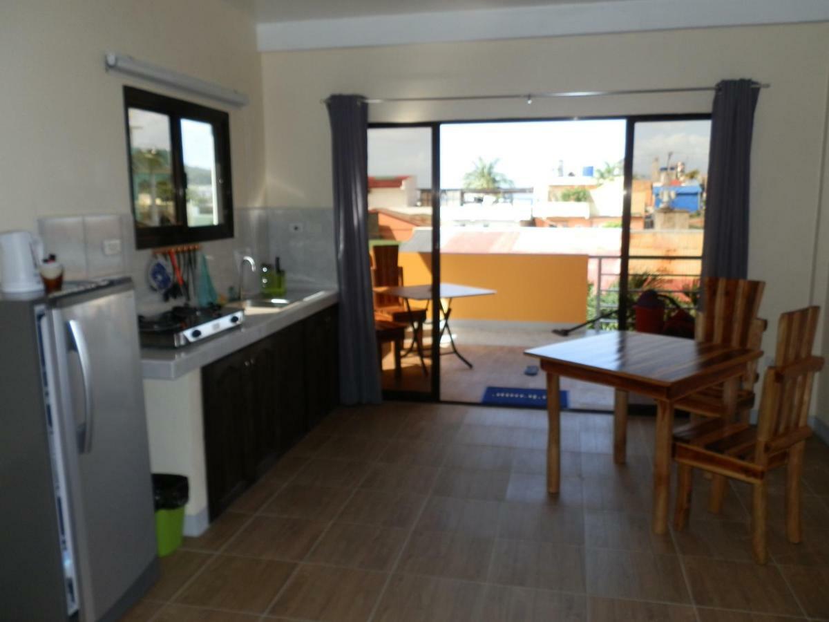 Sabang Bungalow House Пуерто Галера Екстериор снимка